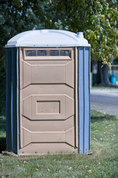 Best Porta potty delivery and setup  in Lakewood Park, FL